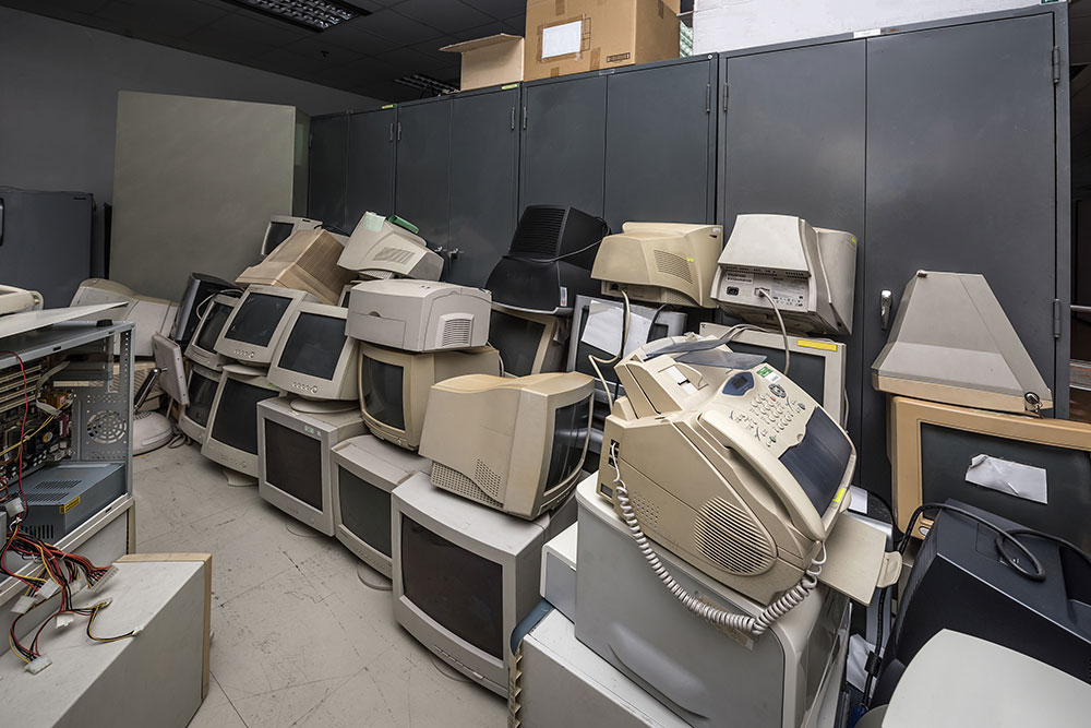 old electronics attract pest