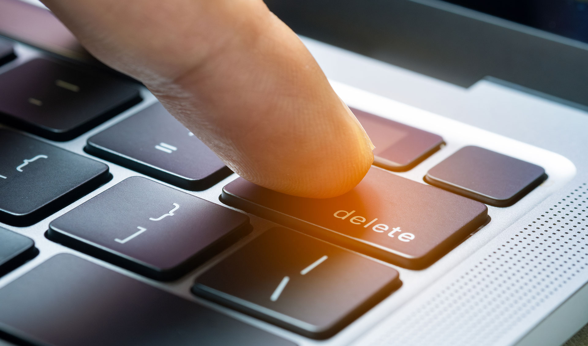 deleting files doesn't destroy them