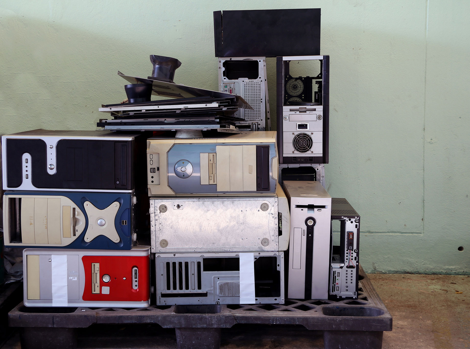 company-hard-drive-destruction Company Hard Drive Destruction