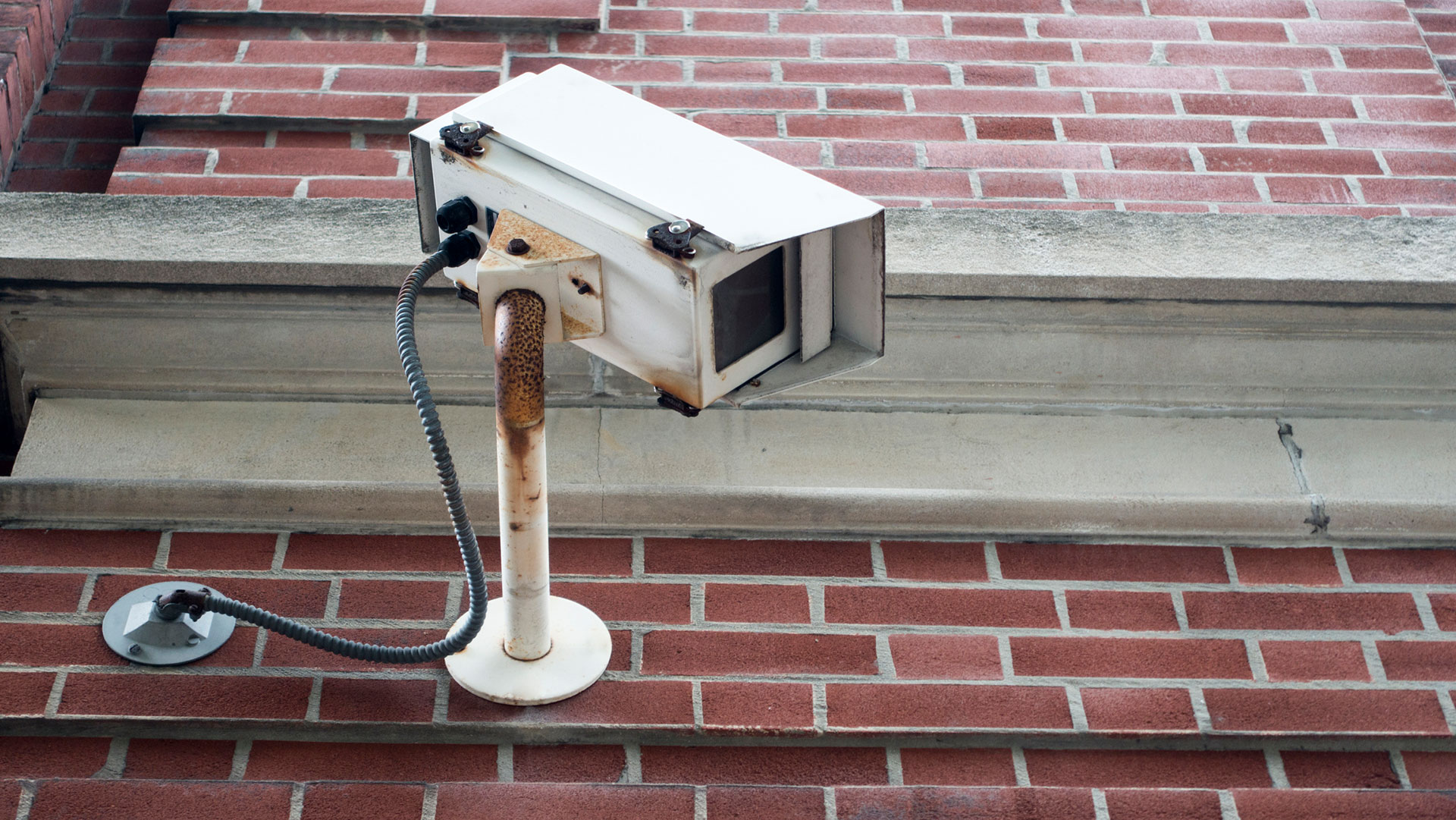 Recycle security camera